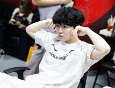 【一竞技(jì)】LOL：冒泡赛胜者组对决前瞻 IG和TES宿命对决！