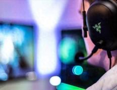 千亿市场争夺战！王者荣耀守中国，LOL手(shǒu)游攻全球，市场优势分析