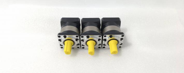 EAMON/伊明牌ZR-60-60S-2-3-5-9-12-15-21-30-V1-V2-T1-T2如何有效地提高行星式减速機(jī)在矿山作业中的安全(quán)性，從(cóng)而保障人员和设备的安全(quán)？