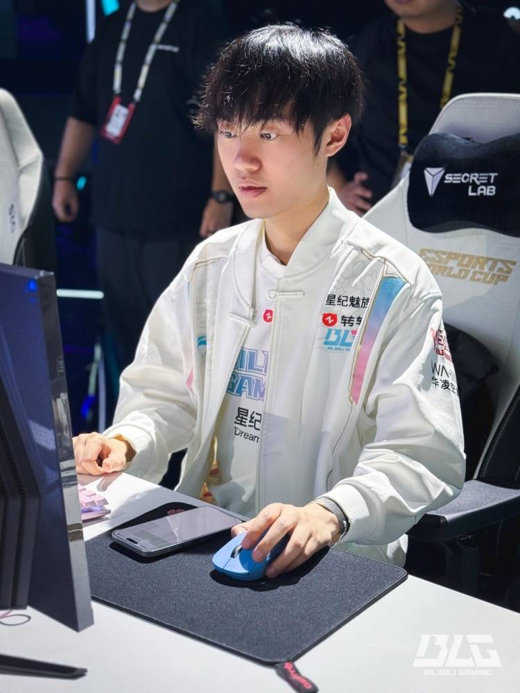 【7.16】电竞游戏前沿资訊(xùn)：LOL美测服更新、Xiaoxu离队、Lele、JiaQi恢复自由人、飞牡蠣(lì)战队喊(hǎn)话HLE