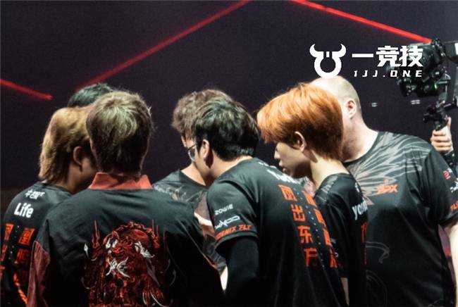 无畏契约：autumn将離(lí)开FPX，战队可能分崩離(lí)析