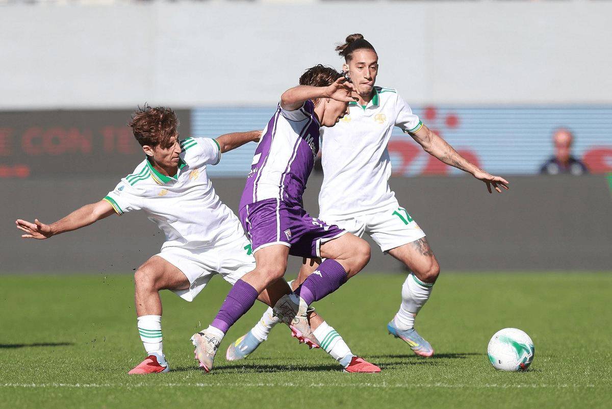 罗马+那(nà)不勒斯均(jūn)上演逆轉(zhuǎn)好戏，两队同分，排名包揽前二