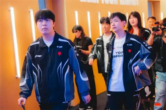 【一竞技1JingJi】LOL：Kanavi继续效力(lì)LPL IG下路下赛季或将大换血！