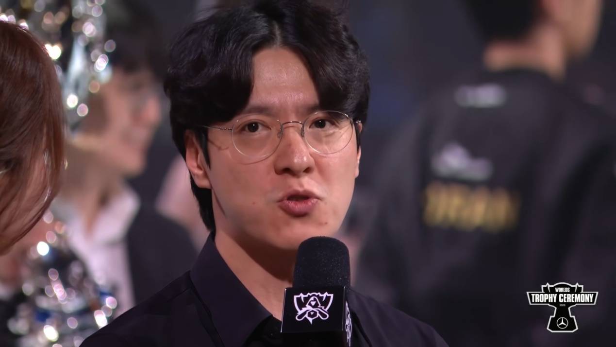 LOL迎来重大爆料！拳头官方透露，LCK明年的比赛，教练或参与指(zhǐ)挥