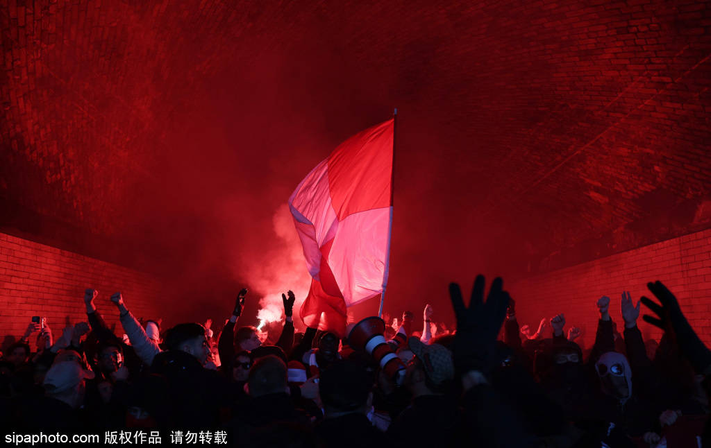 天秀(xiù)操作！阿森纳官方视角：道(dào)曼穿裆接马赛回旋，最(zuì)后挑射破门