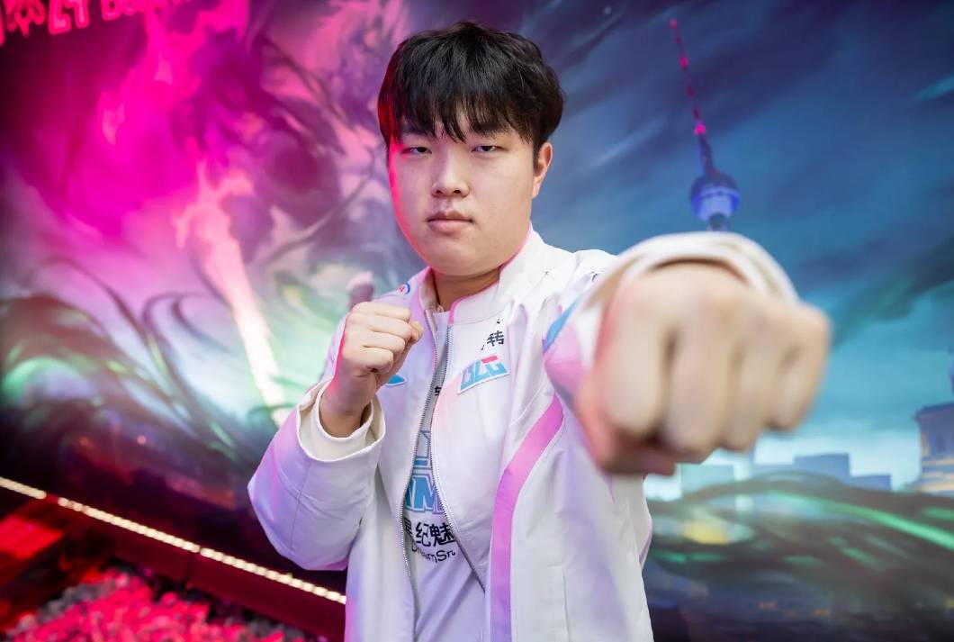 新赛季给bin哥玩爽了？直呼这是LOL最好的版本，对我是大加强