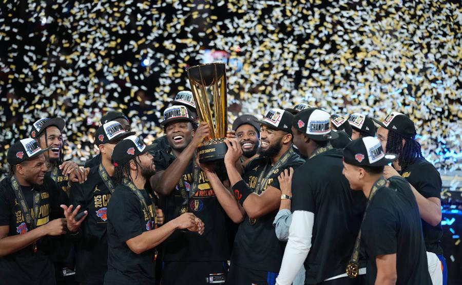 湖人(rén)媒体回击季中赛冠军质疑,粉丝反驳詹姆斯“毫不在乎”言论引热議(yì)